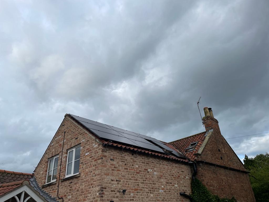 Solar PV Systems East Yorkshire, Solar Panels For Home East Yorkshire, AEC Solar